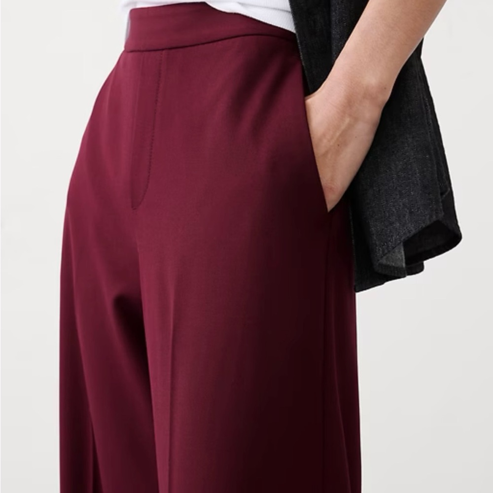 NWT Banana Republic Factory Hayden Wide Leg Pant, Bright Wine, 0 Tall - Picture 2 of 4